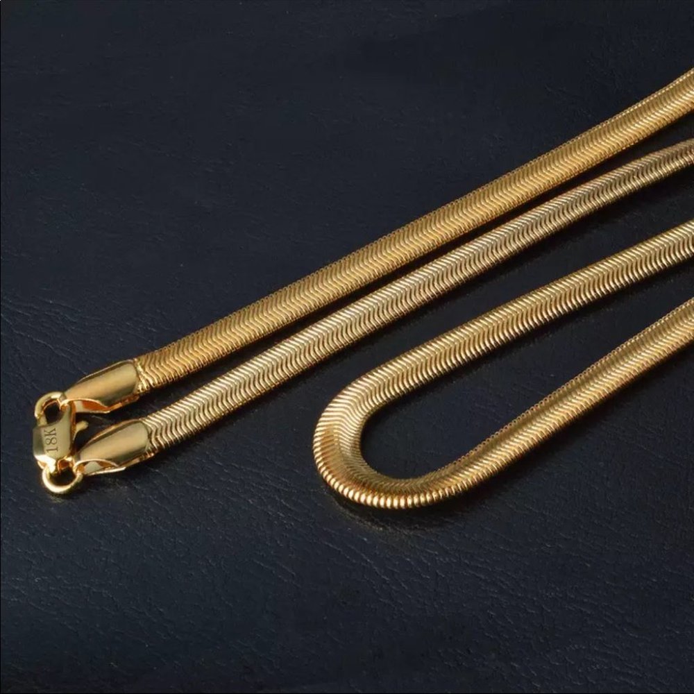 ¥New 18K Gold Chain Necklace - Picture 2 of 5